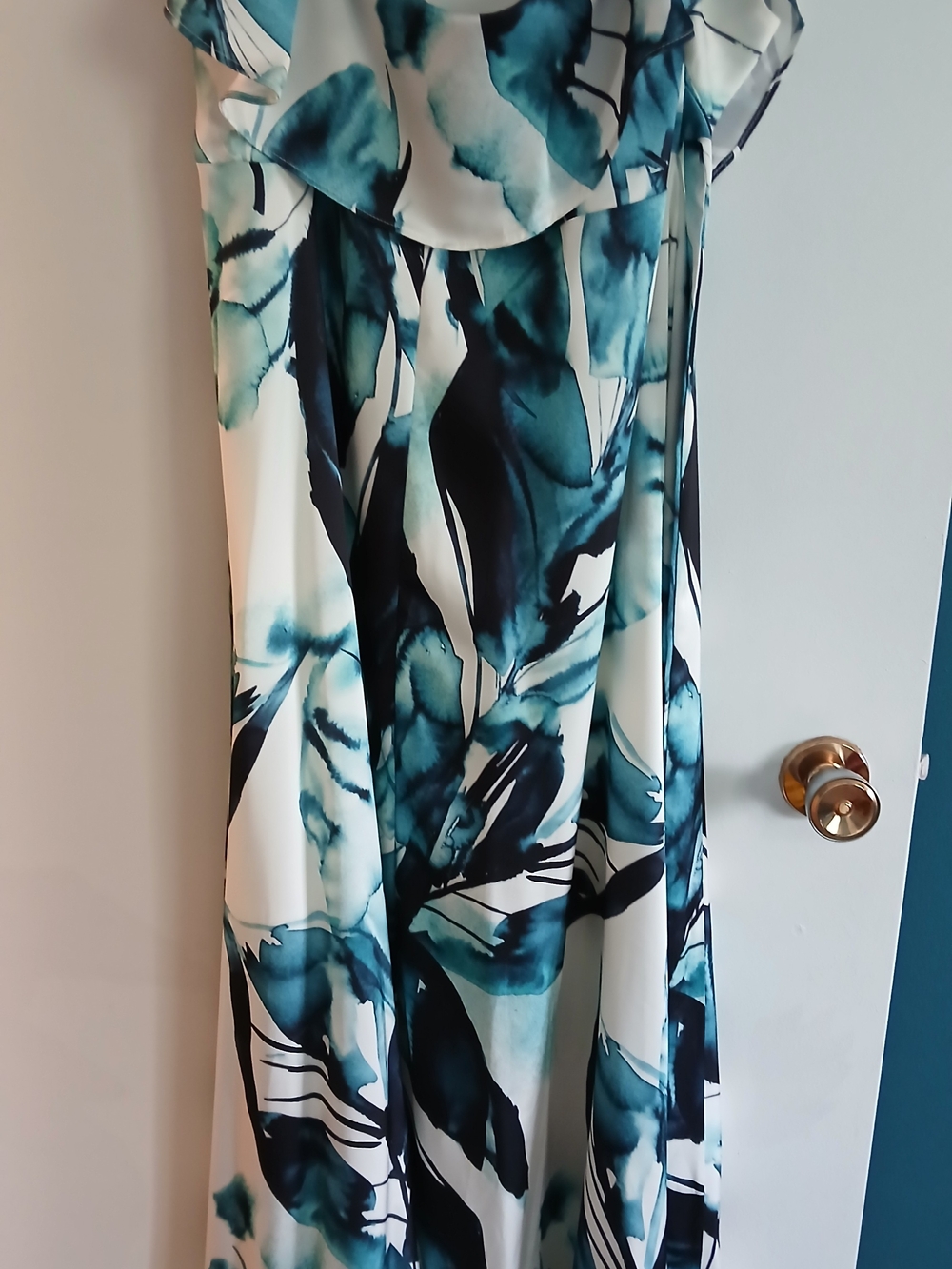 Le Chateau Women's Teal Floral Maxi Dress - Picture 4 of 9